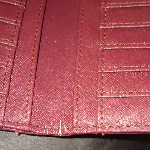 Fossil Coral Pink Wallet - Picture 10 of 14